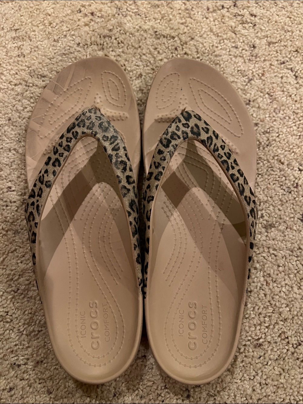 CROCS Women's Leopard Print Tan Flip Sandals